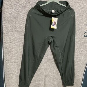 HALARA Forest Green Relaxed Joggers